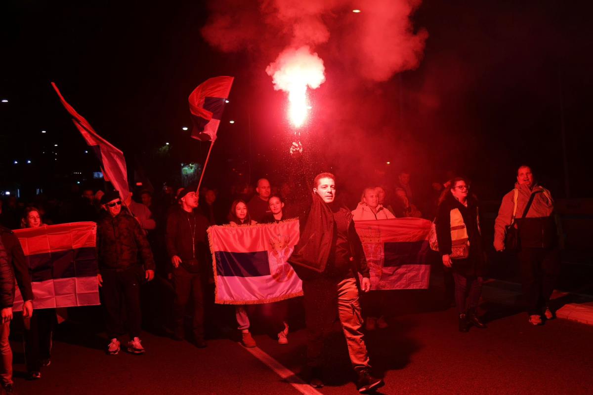 Srbi sa KIM Srbi sa Kosova