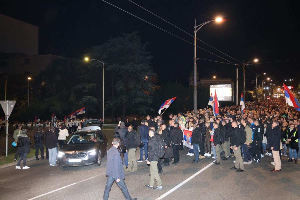 Srbi sa KIM Srbi sa Kosova