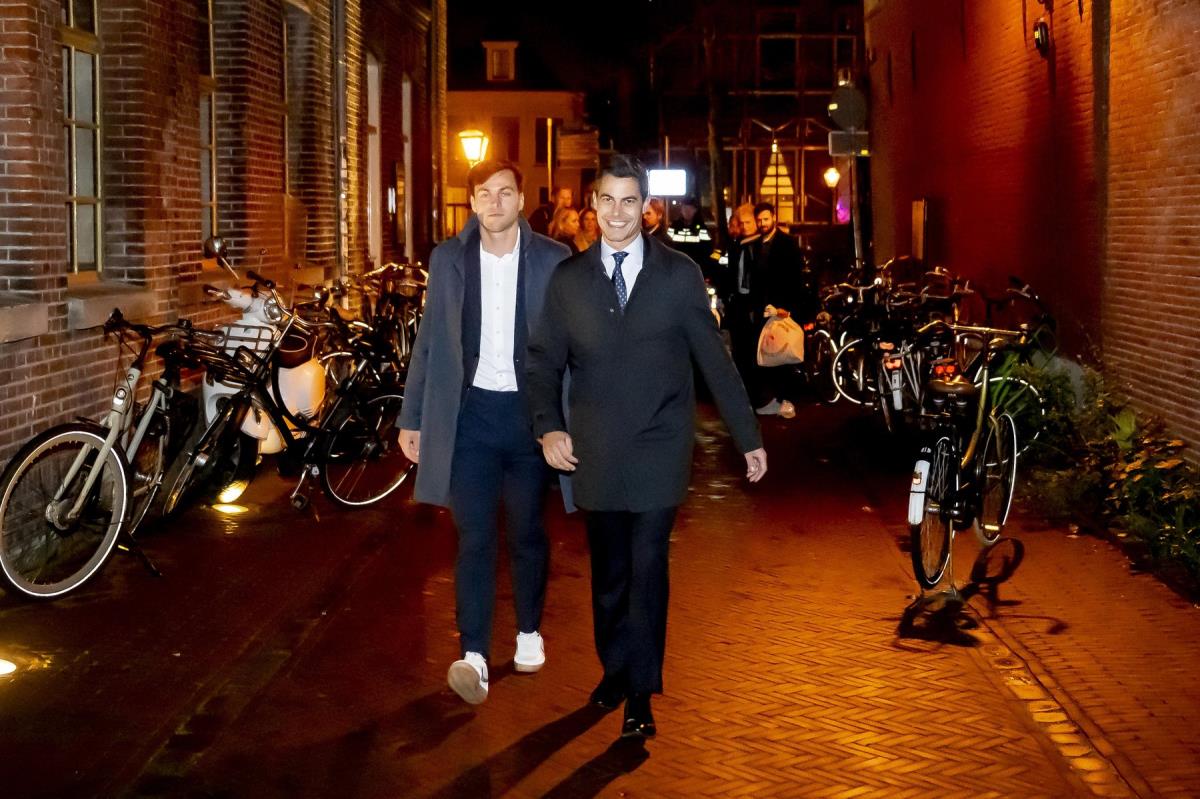 Rob Jeten, Nik Kenan