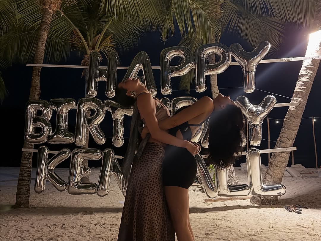 Kendal Džener rođendanska proslava (4).jpg