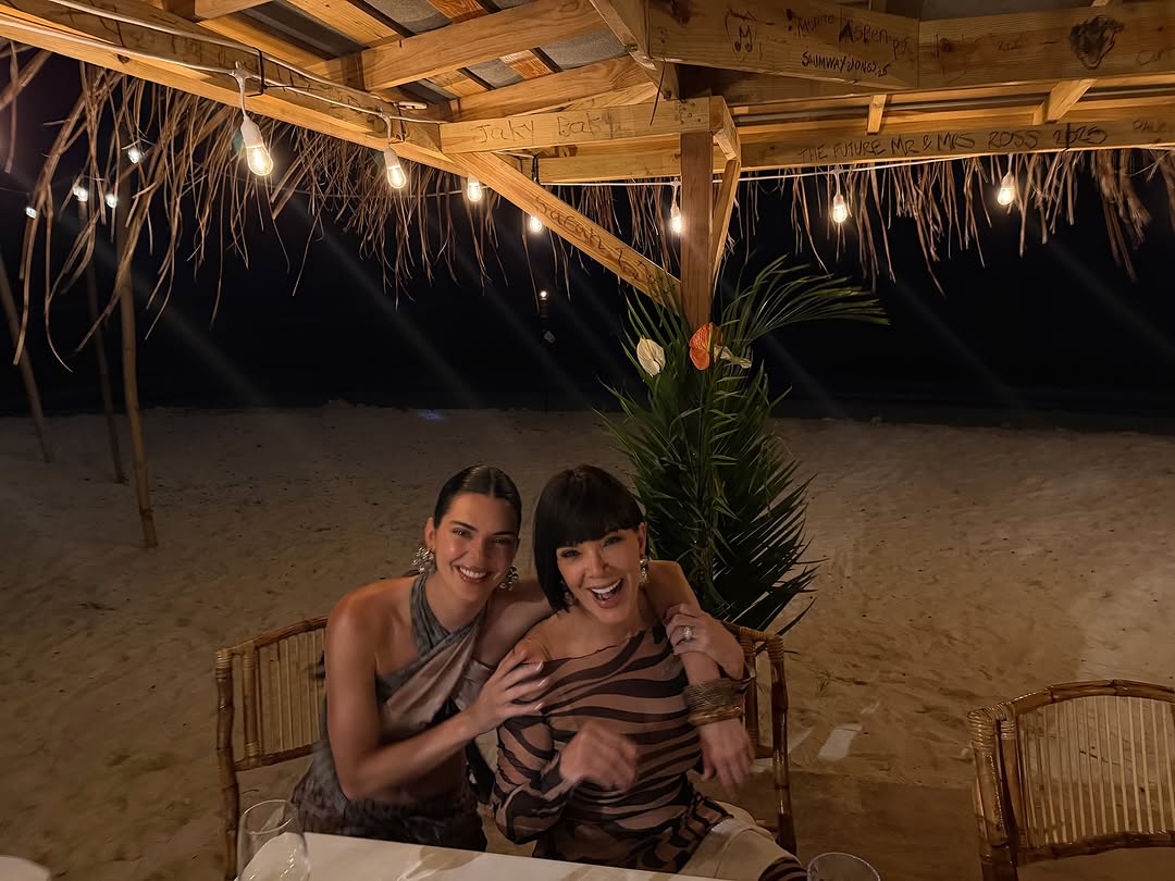 Kendal Džener rođendanska proslava (7).jpg