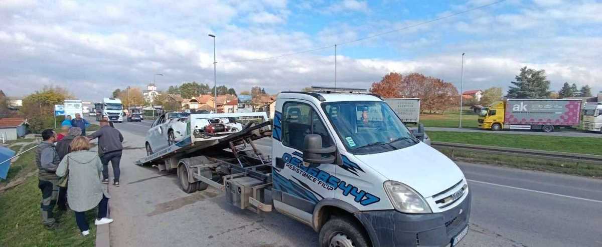 Čačak Preljina saobraćajna nezgoda automobil