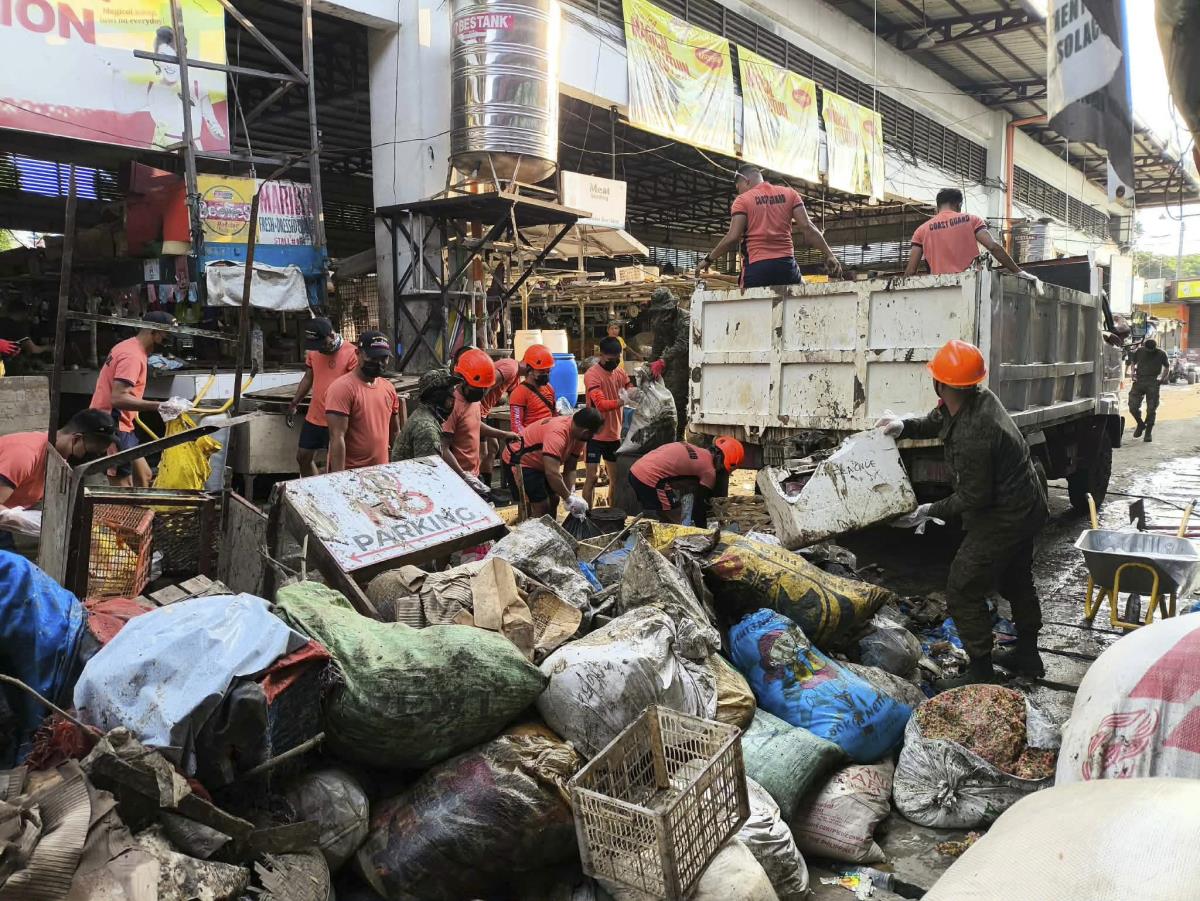 Tajfun Kalmaegi Filipini