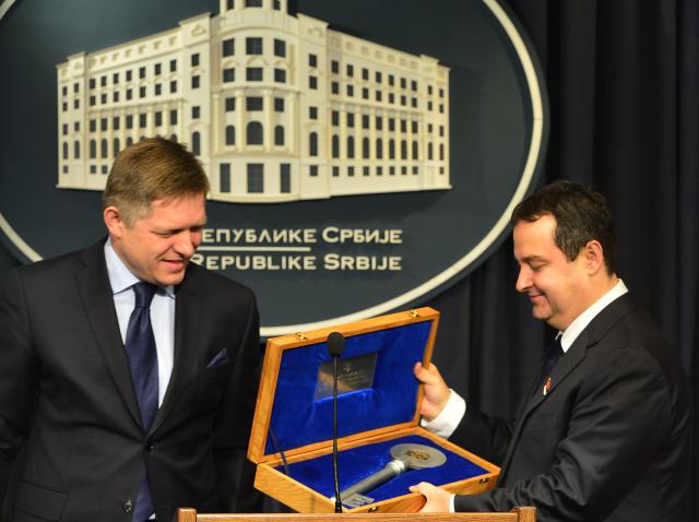 robert-fico-ivica-dacic.jpg