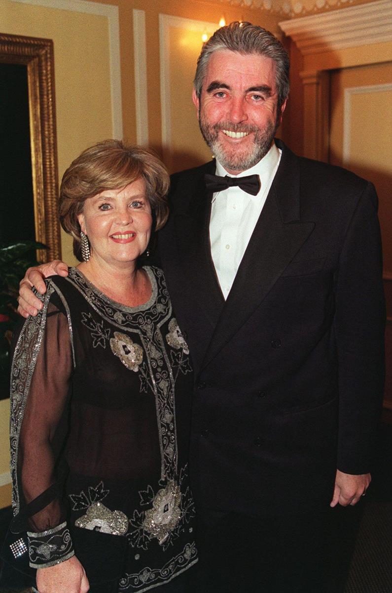 Polin Kolins sa mužem