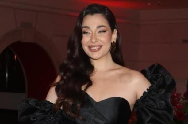 Sanja Vučić uklanja tetovažu