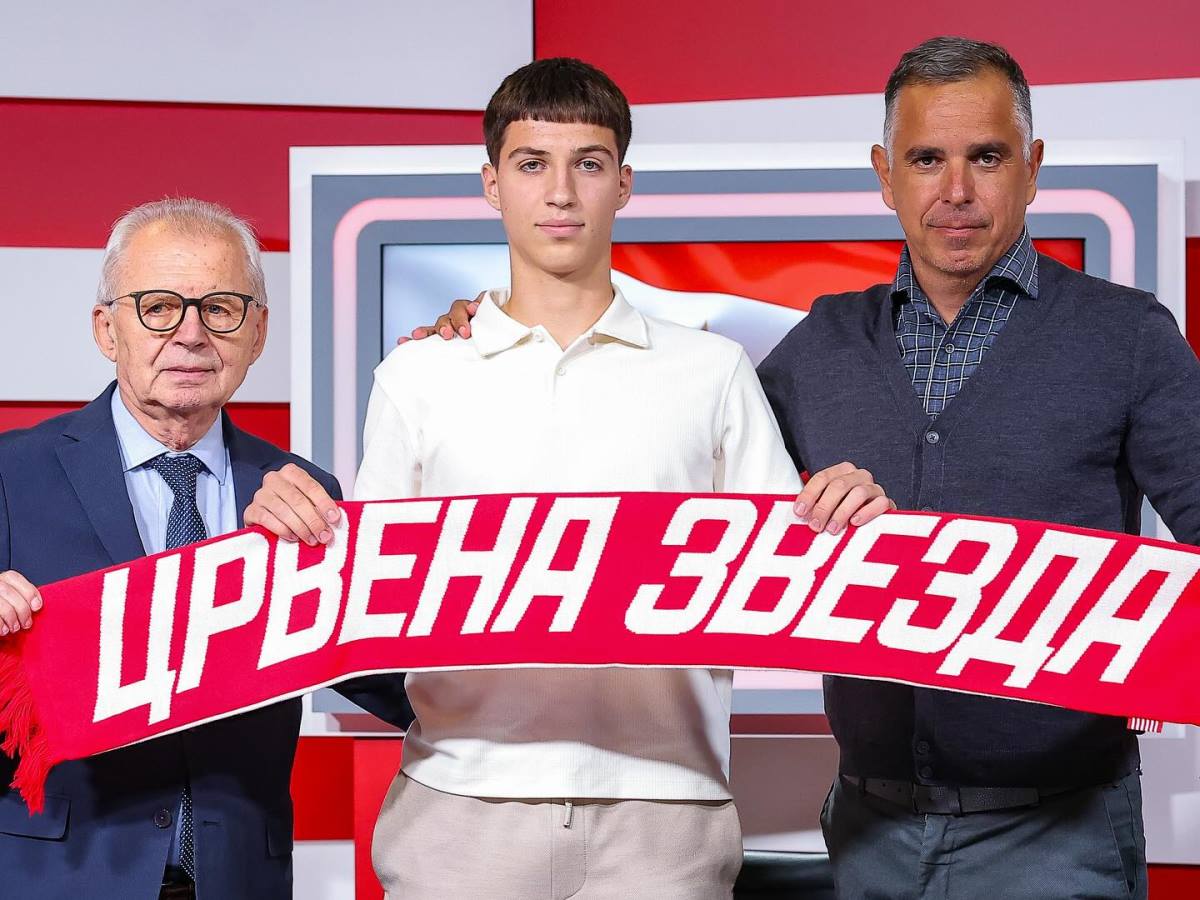 Dimitrije Šarić u dresu FK Crvena zvezda