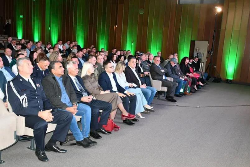 Screenshot 2025-11-07 184203.jpg