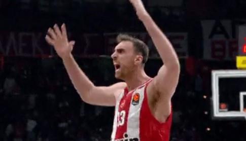 Nikola Milutinov 5.jpg