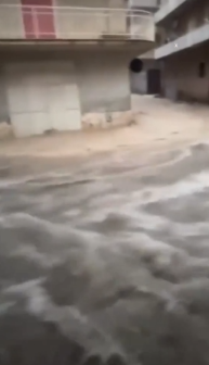 italija poplave (10).png