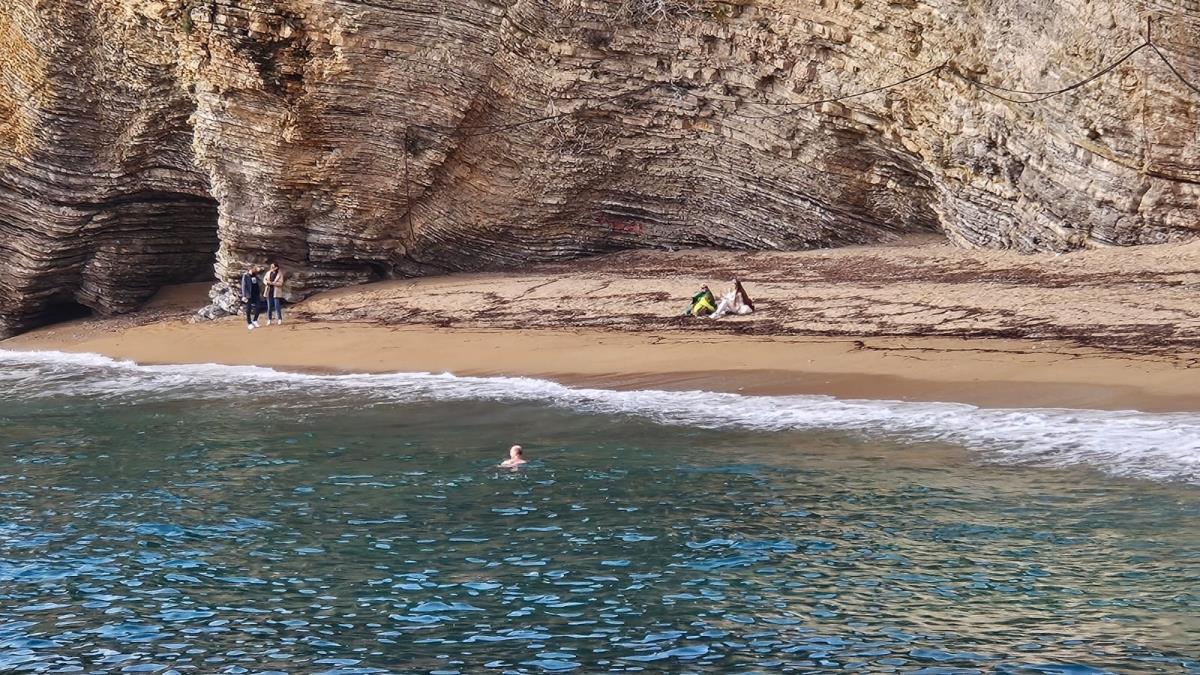 Budva kupanje u novembru