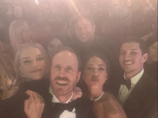 Džesika Alba, Deni Ramirez