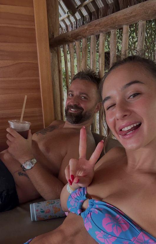 Adriana Kadar i u Dubaiju sa mužem Savom