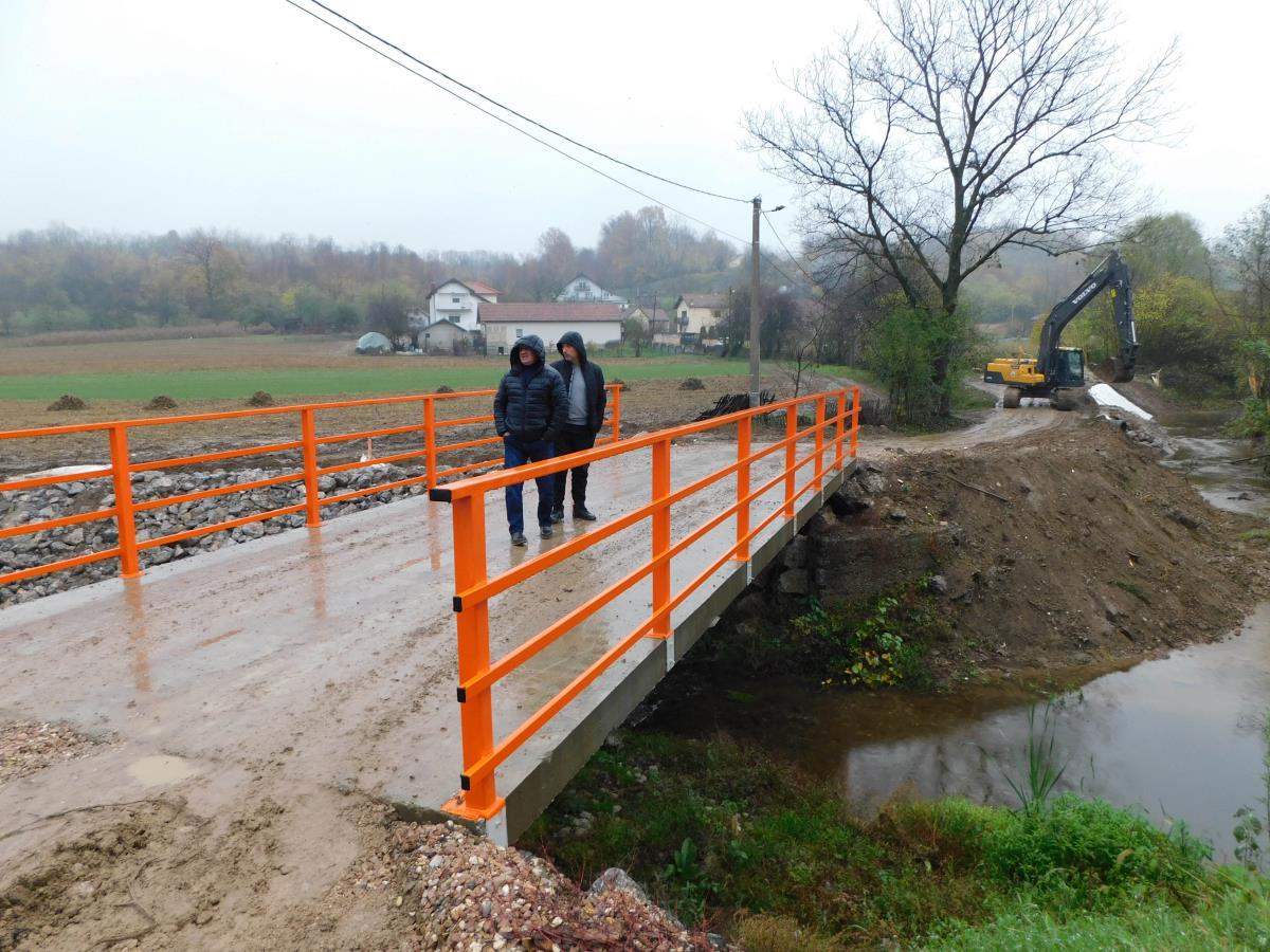 LOZNICA - Nov most u Voćnjaku na Štiri.jpg