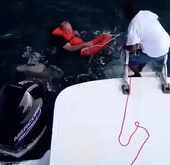 potonuo brod Karipsko more