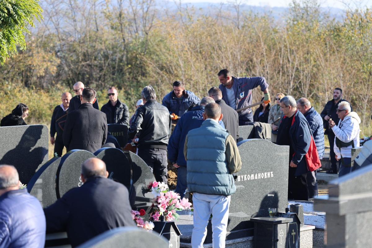 WhatsApp Image 2025-11-12 at 14.01.05 (1).jpeg