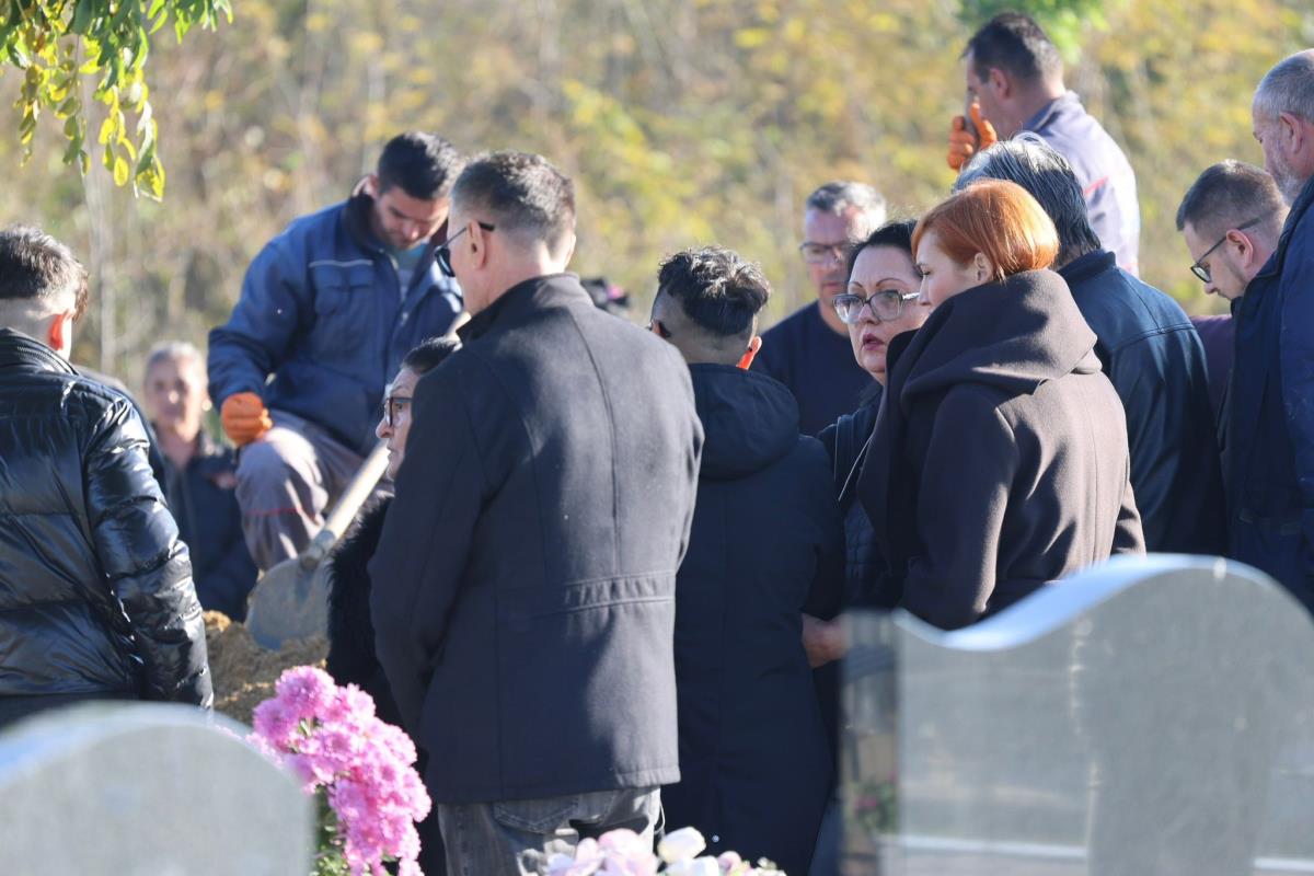 WhatsApp Image 2025-11-12 at 14.01.05.jpeg