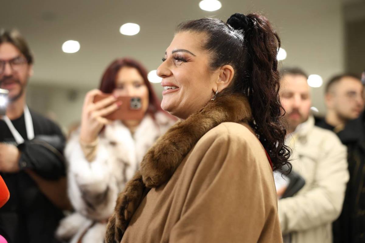 Halid Muslimović koncert u Sava Centru (1).jpeg