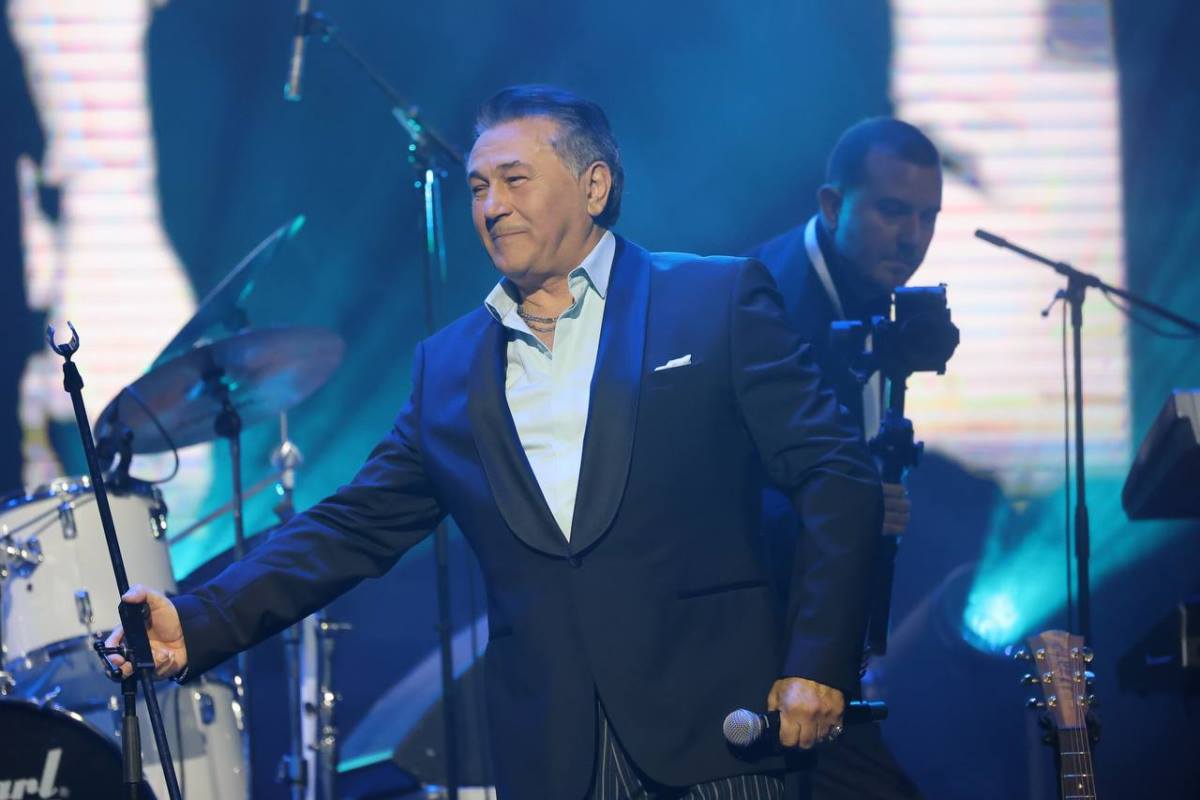 Halid Muslimović koncert u Sava Centru (5).jpeg