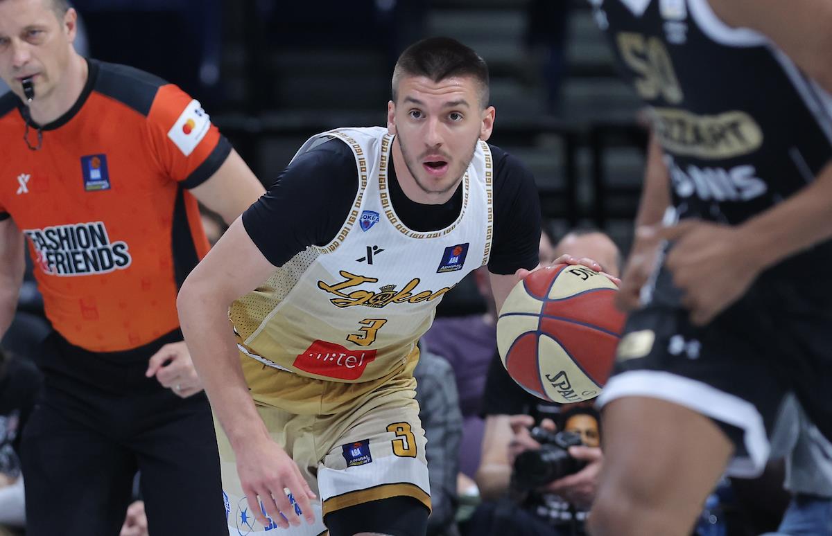 Kosta Kondić u dresu Igokee