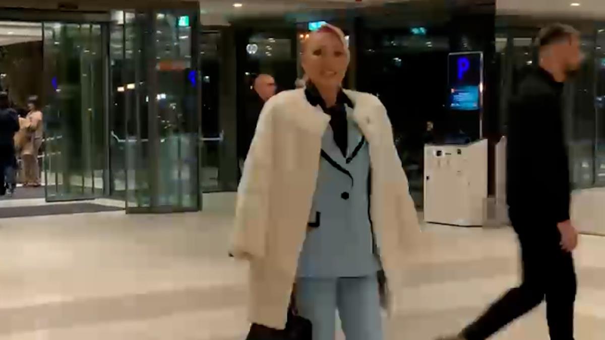 Kurir templejt pravi_1.00_00_20_12.Still003.jpg