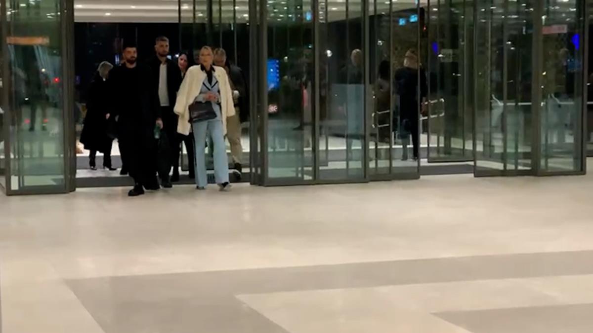 Kurir templejt pravi_1.00_00_06_21.Still001.jpg