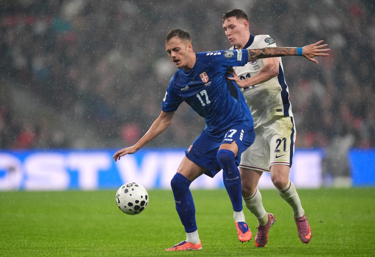 Engleska, Srbija, Ivan Ilić