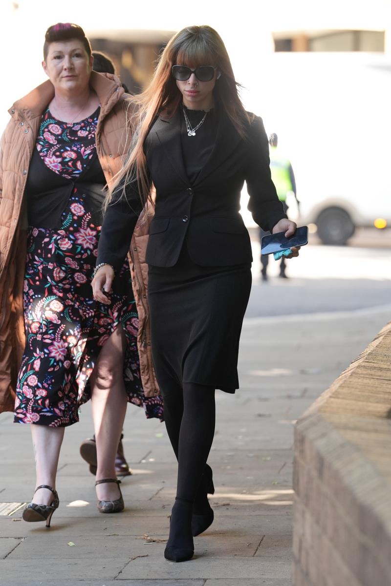 čuvarka zatvor seks zatvorenici Izabel Dejl