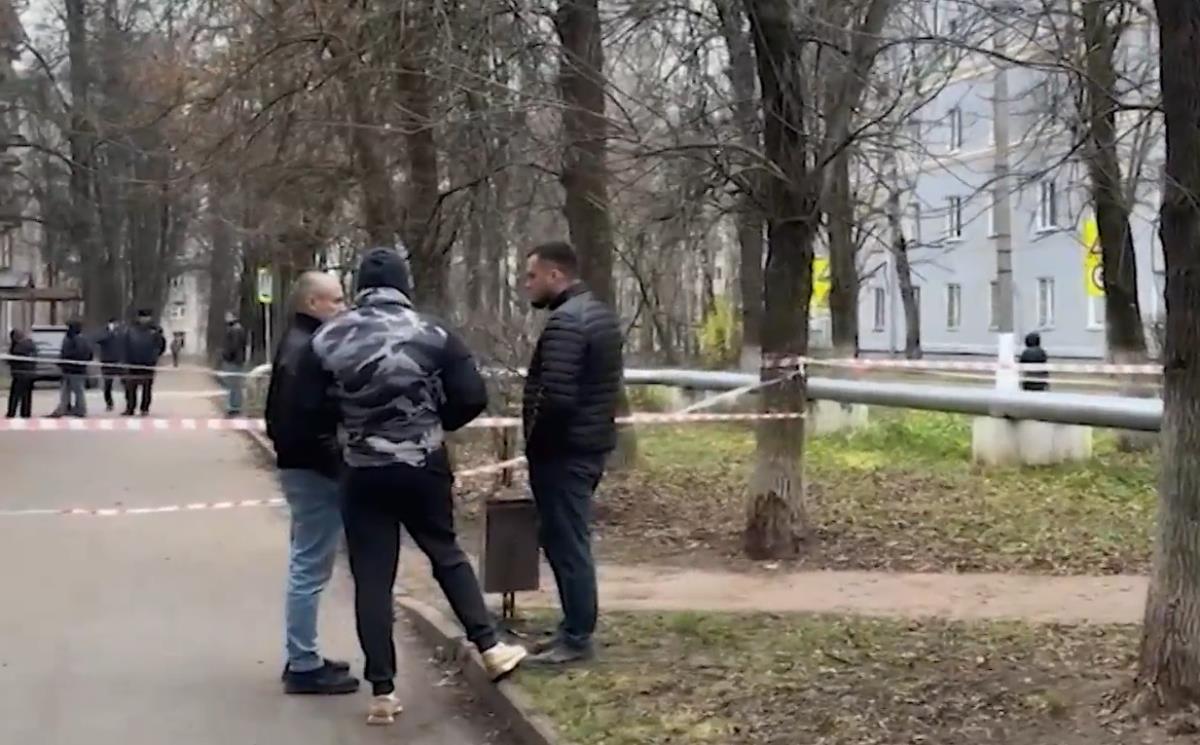 dečaku bomba raznela ruku na ulici Moskva