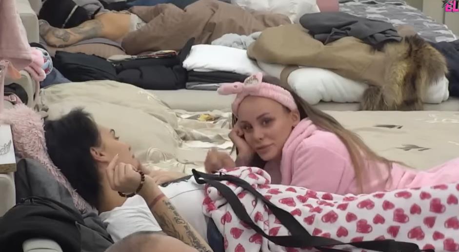 Mina Vrbaški i Teodora Delić