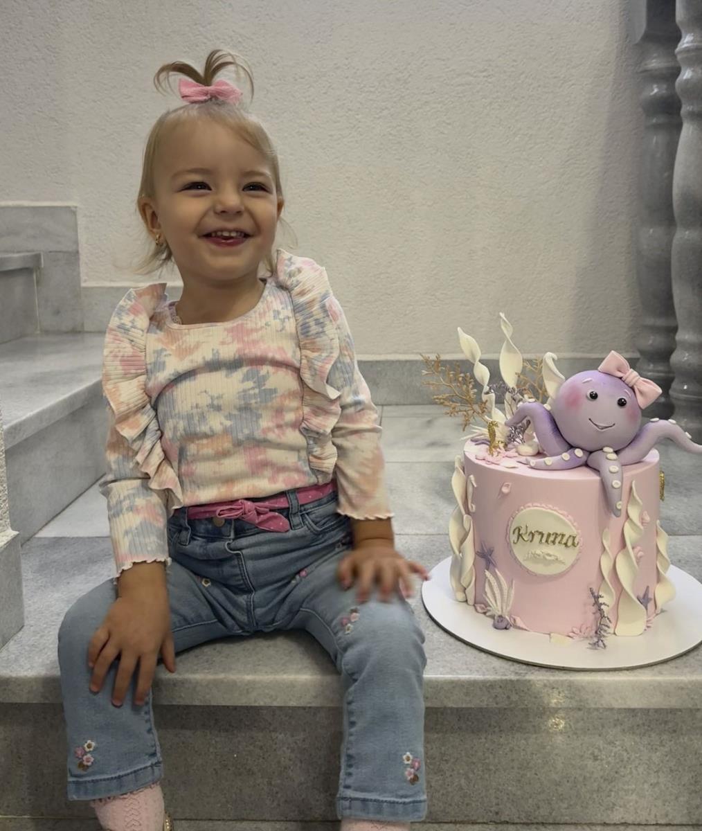 Kruna prevremeno rođena beba