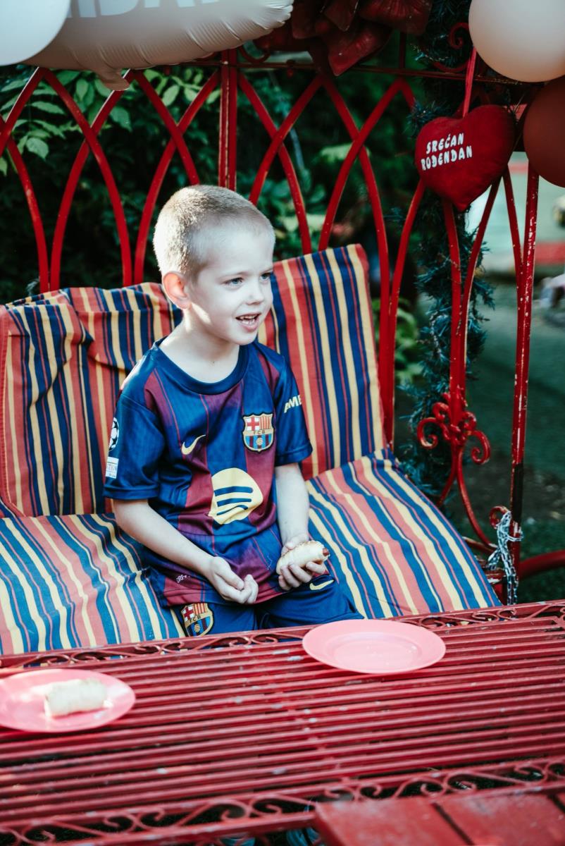 Viktor prevremeno rođena beba