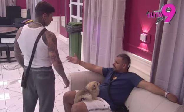 "DOŠAO SAM OVDE DA SE BLAMIRAM DA JE NE BI OŠIŠAO" Bora Santana iz sve snage izvređao i psovao Milicu Kemez, pale teške reči i uvrede