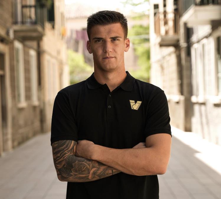 Filip Stanković kao golman Venecije
