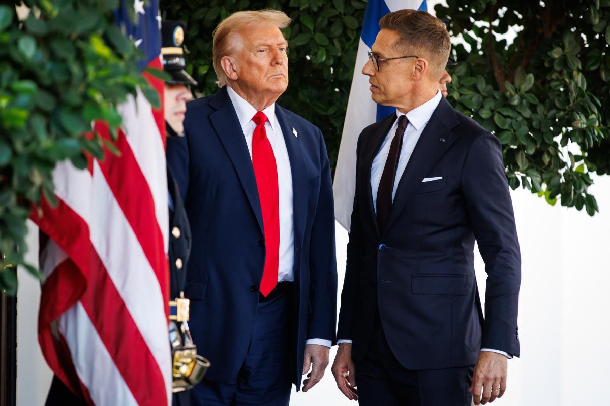 Aleksander Stub Donald Tramp