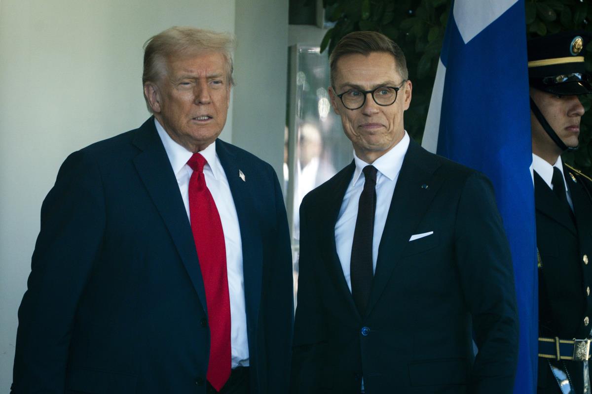 Aleksander Stub Donald Tramp