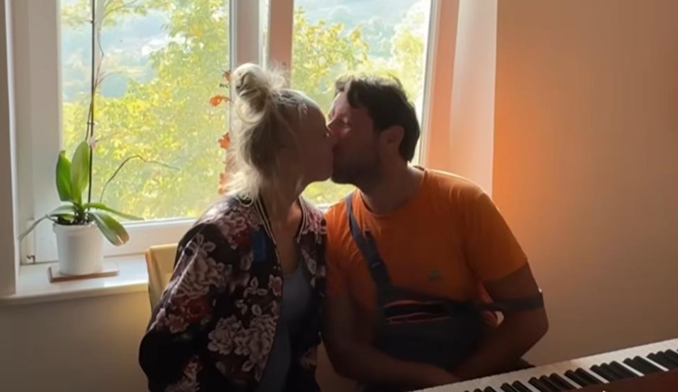 Screenshot 2025-11-18 123627.png