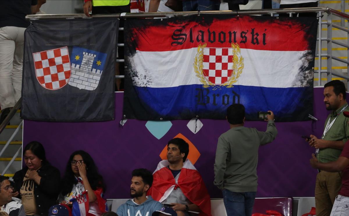 Navijači Hrvatske provociraju Milana Borjana na Mundijalu u Kataru 2022