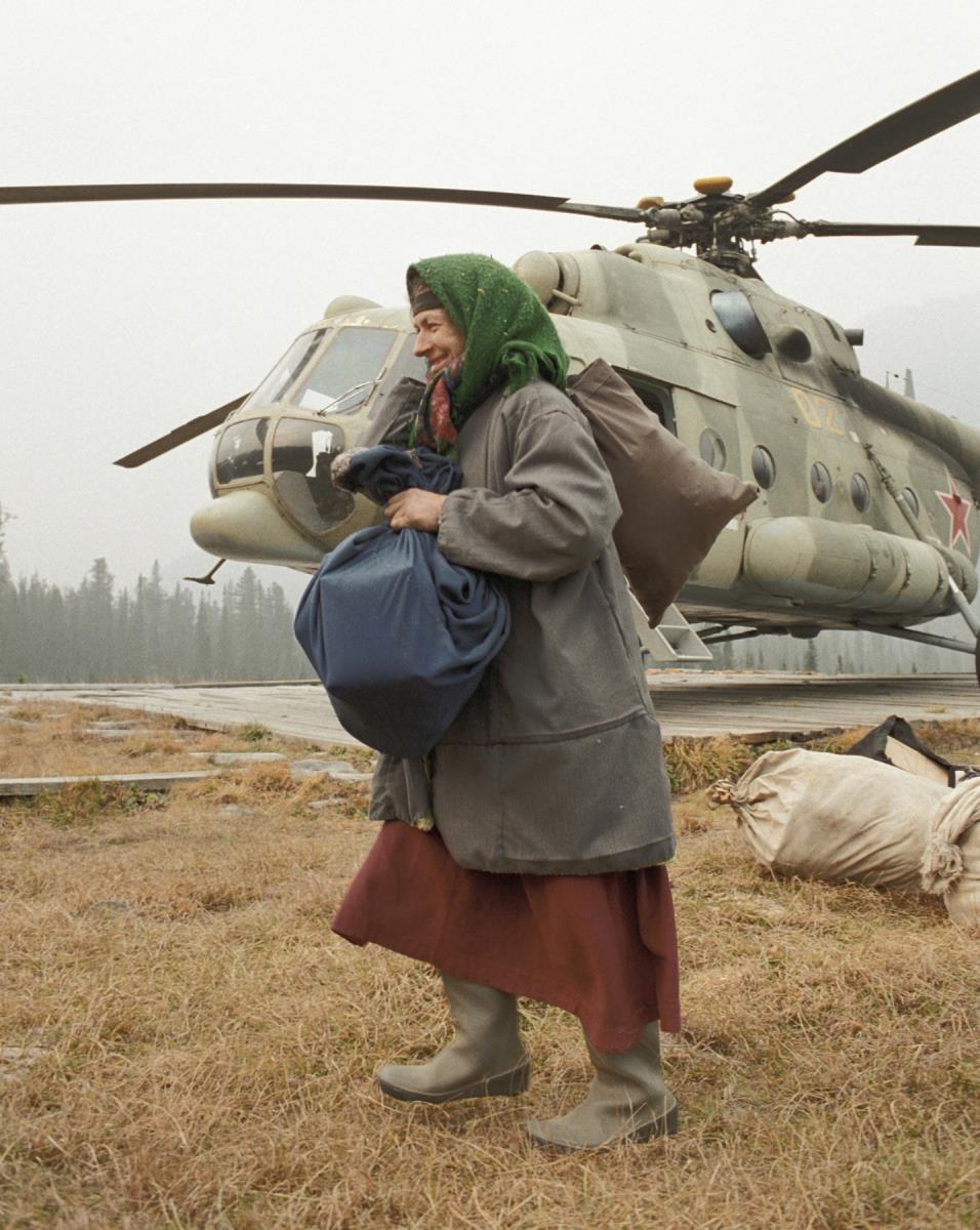 Porodica Likov u sibirskoj tajgi. Agafija Likov je poslednji preživeli član porodice.