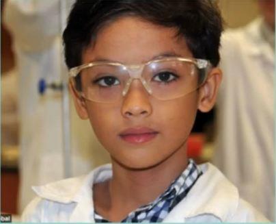 Ajnan Selest Koli, najpametniji dečak na svetu.jpg