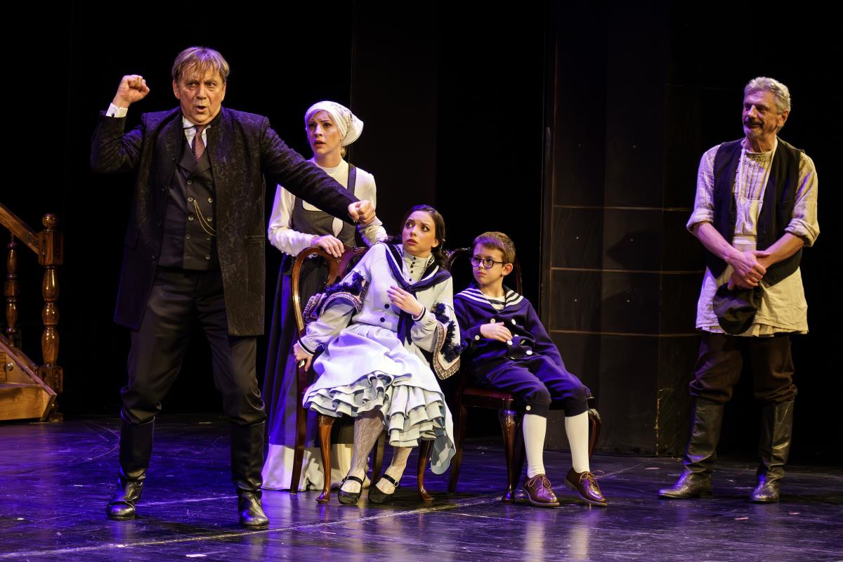 Gospodin ucizmama od dima. foto Milan Djačić 12.jpg