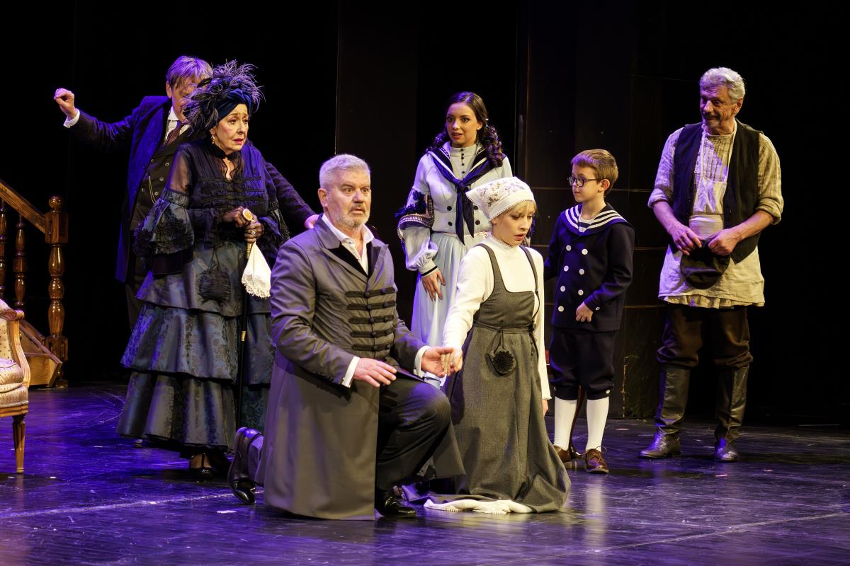 Gospodin ucizmama od dima. foto Milan Djacic.jpg