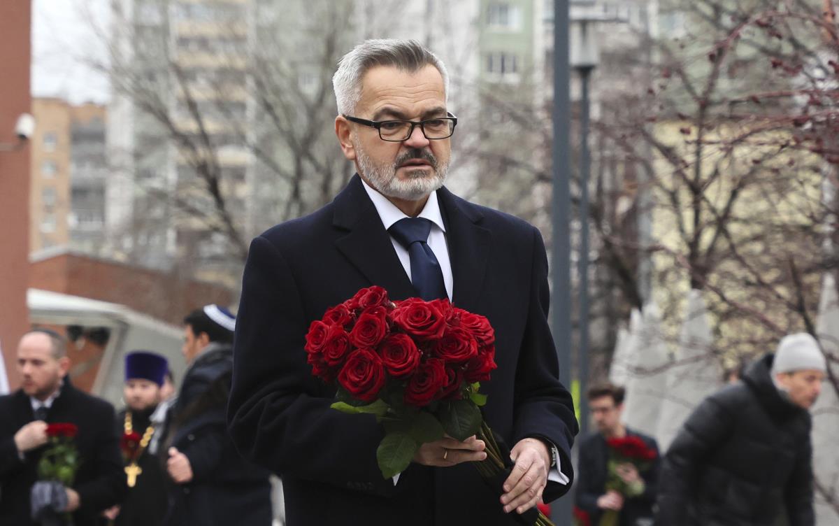 Kšištof Krajevski  Krzysztof Krajewski