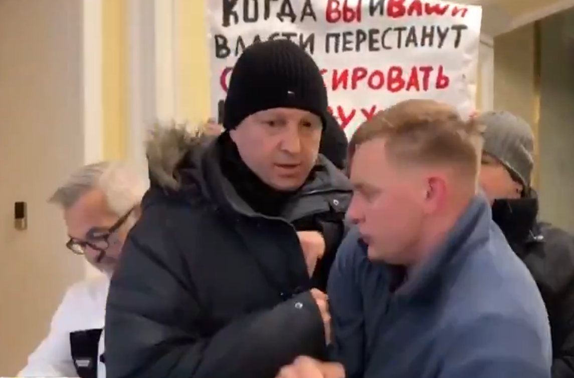 vSankt Peterburg napad na poljskog ambasadora poljski ambasador napadnut u Rusiji