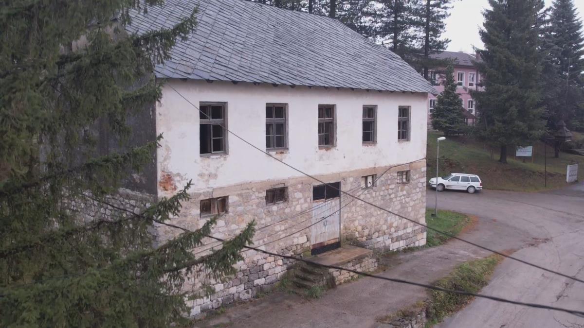 Ivanjica  Katići Seoska škola u Katićima