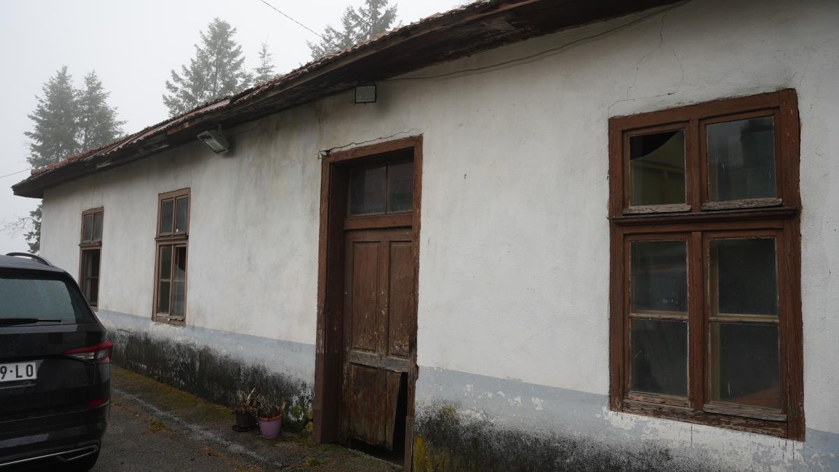 Ivanjica  Katići Seoska škola u Katićima