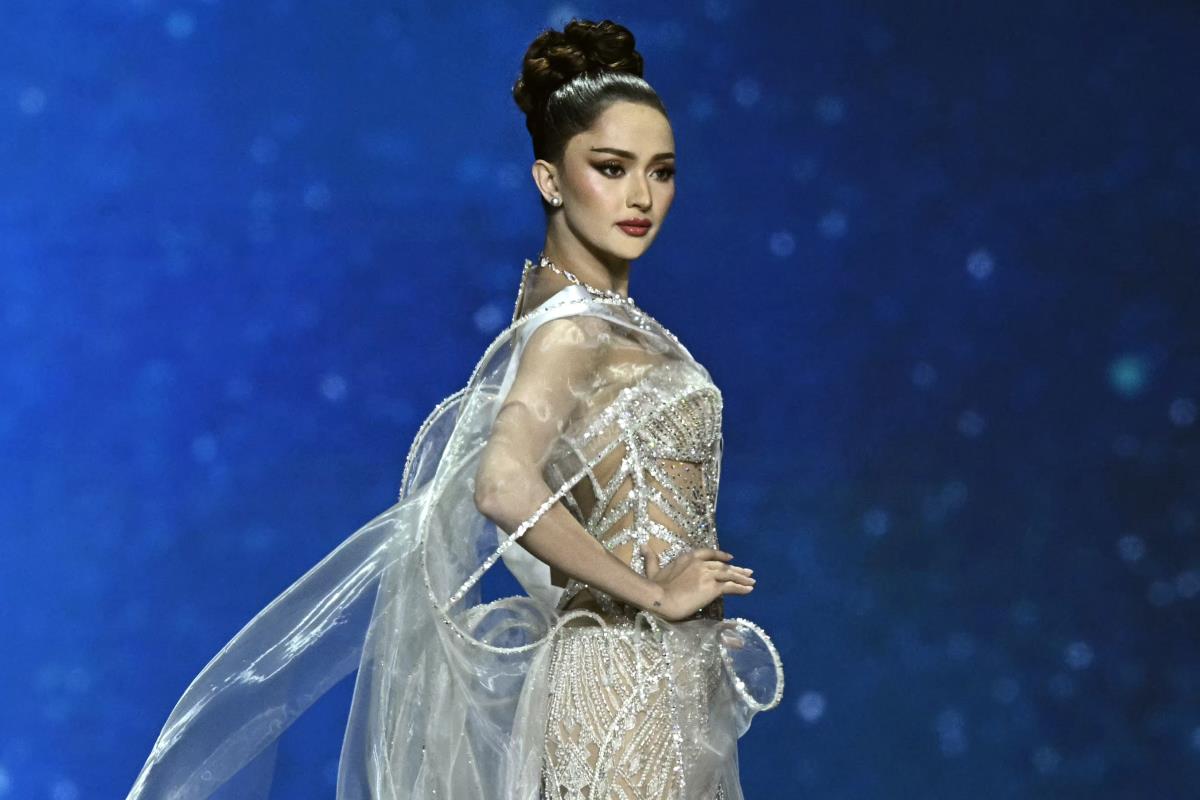 Ahtisa Manalo, treća pratilja Mis Univerzuma 2025