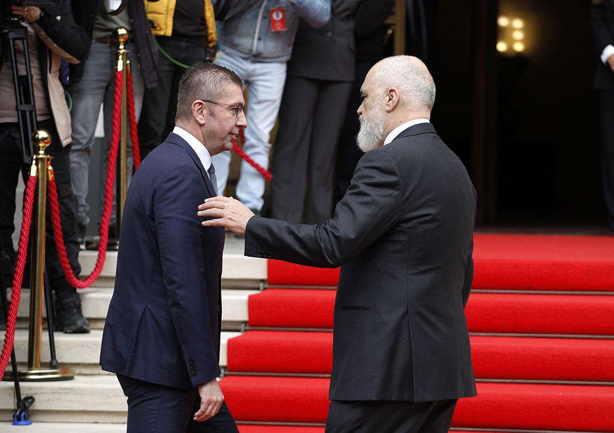 Hristijan Mickoski Tirana Edi Rama