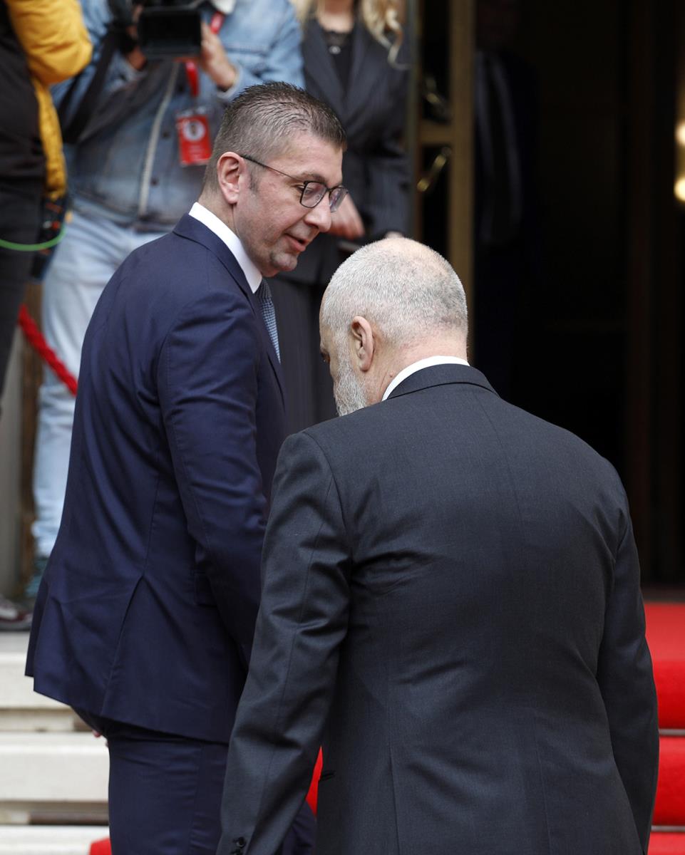 Hristijan Mickoski Tirana Edi Rama