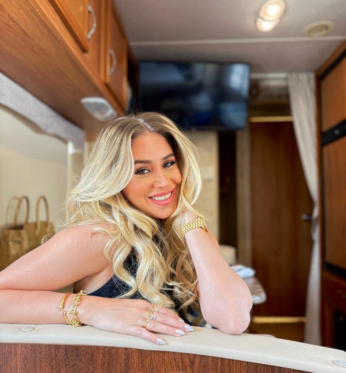 Zulaja Marija Pogba se smeje